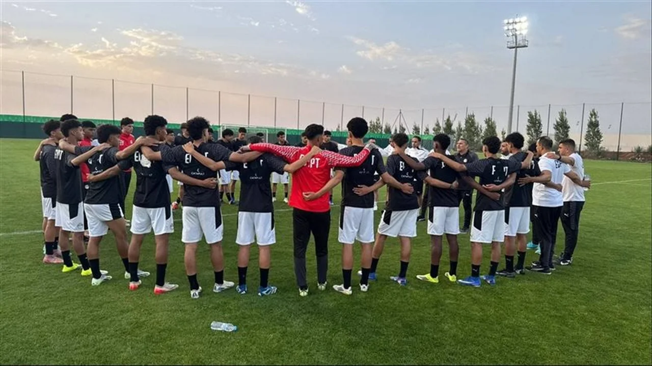 طاقم تحكيم مباراة مصر وكوت ديفوار في كأس الأمم الأفريقية للناشئين يعلن عنه كاف